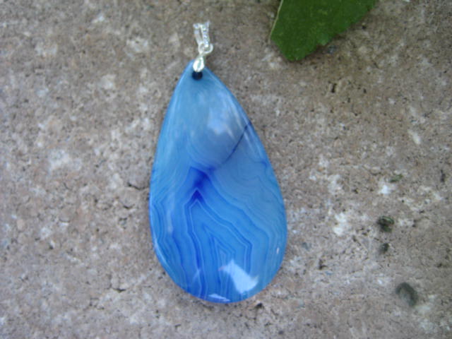 Blue Agate Pendant(Sterling Silver) speaking the 